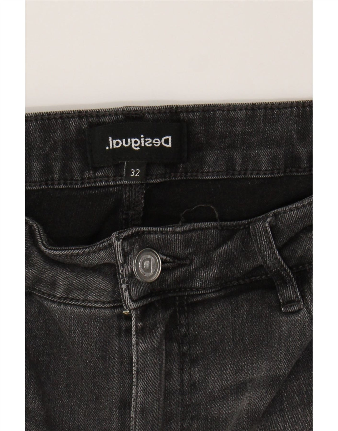 DESIGUAL Womens Cropped Jeans W32 L26 Grey Vintage Desigual and Second-Hand Desigual from Messina Hembry 