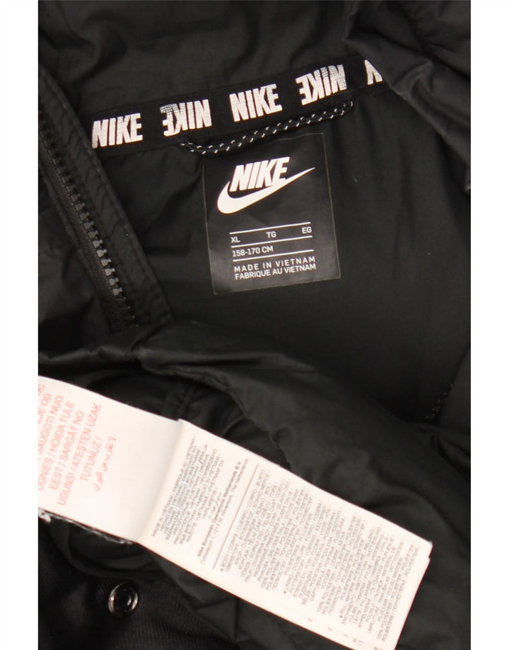 Утепленная куртка с капюшоном Nike для мальчиков 13–14 лет XL, черный полиэстер
