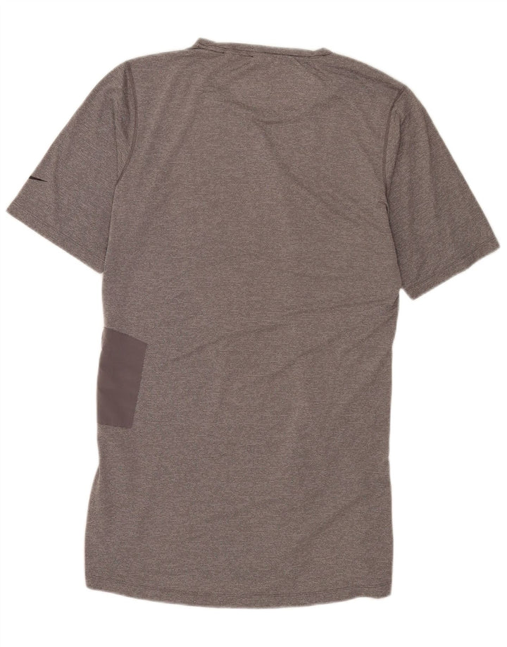 Мужская футболка Nike Dri Fit из полиэстера среднего серого цвета