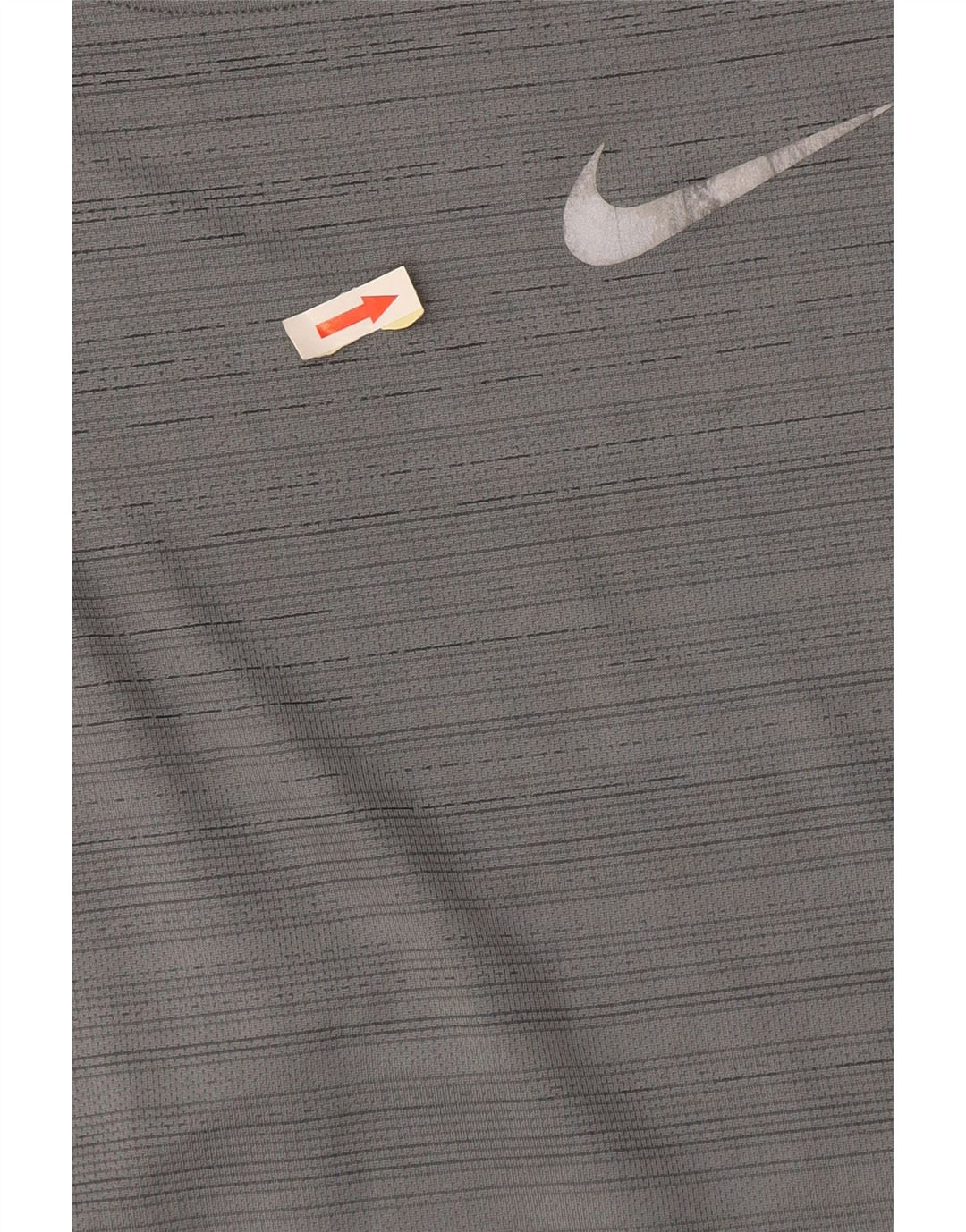 Мужская футболка Nike Dri Fit из полиэстера среднего серого цвета в полоску