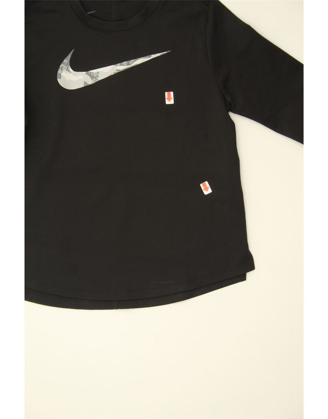 NIKE Boys Dri Fit Graphic Top Long Sleeve 10-11 Years Medium Black Vintage Nike and Second-Hand Nike from Messina Hembry 
