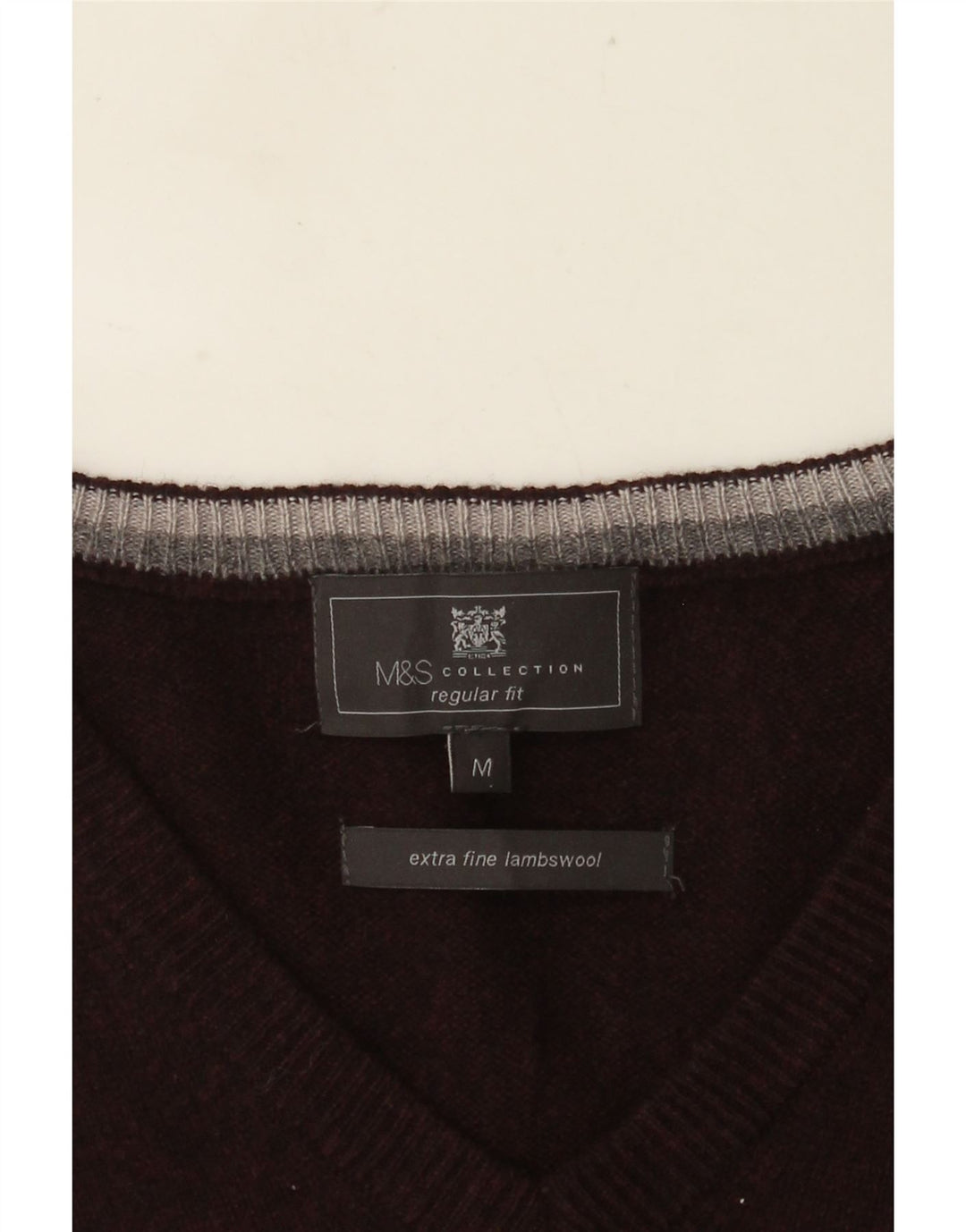 Мужская майка стандартного кроя Marks & Spencer, средний бордовый цвет из овечьей шерсти