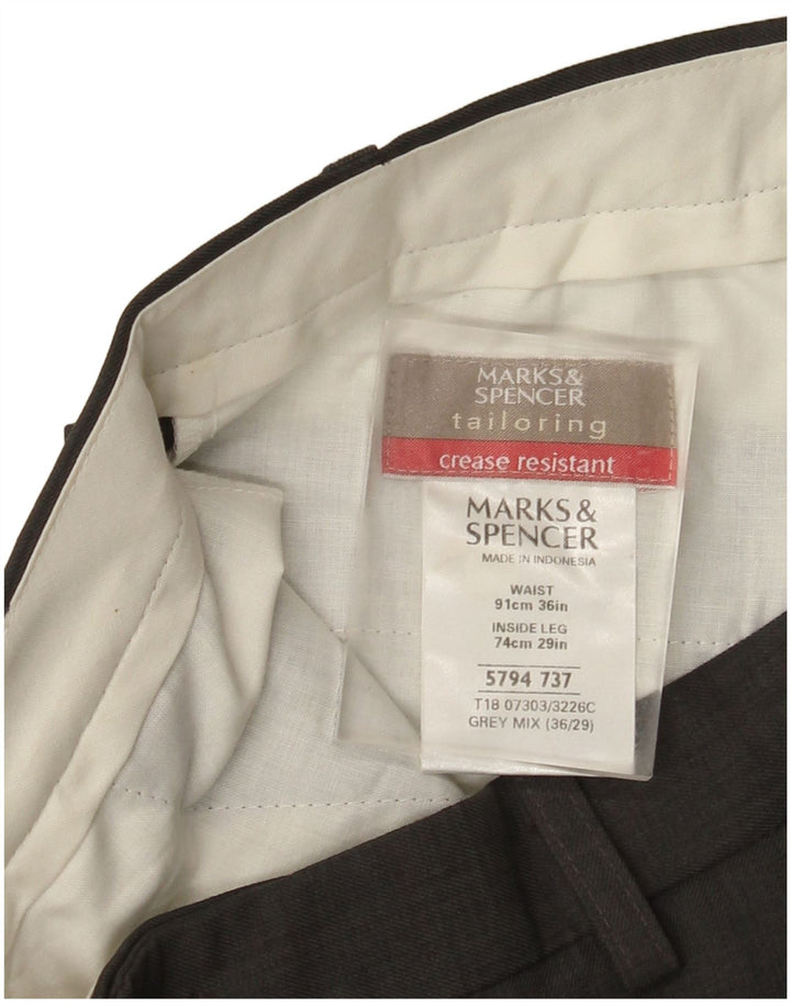 Мужские костюмные брюки Marks & Spencer W36 L29 серые из полиэстера