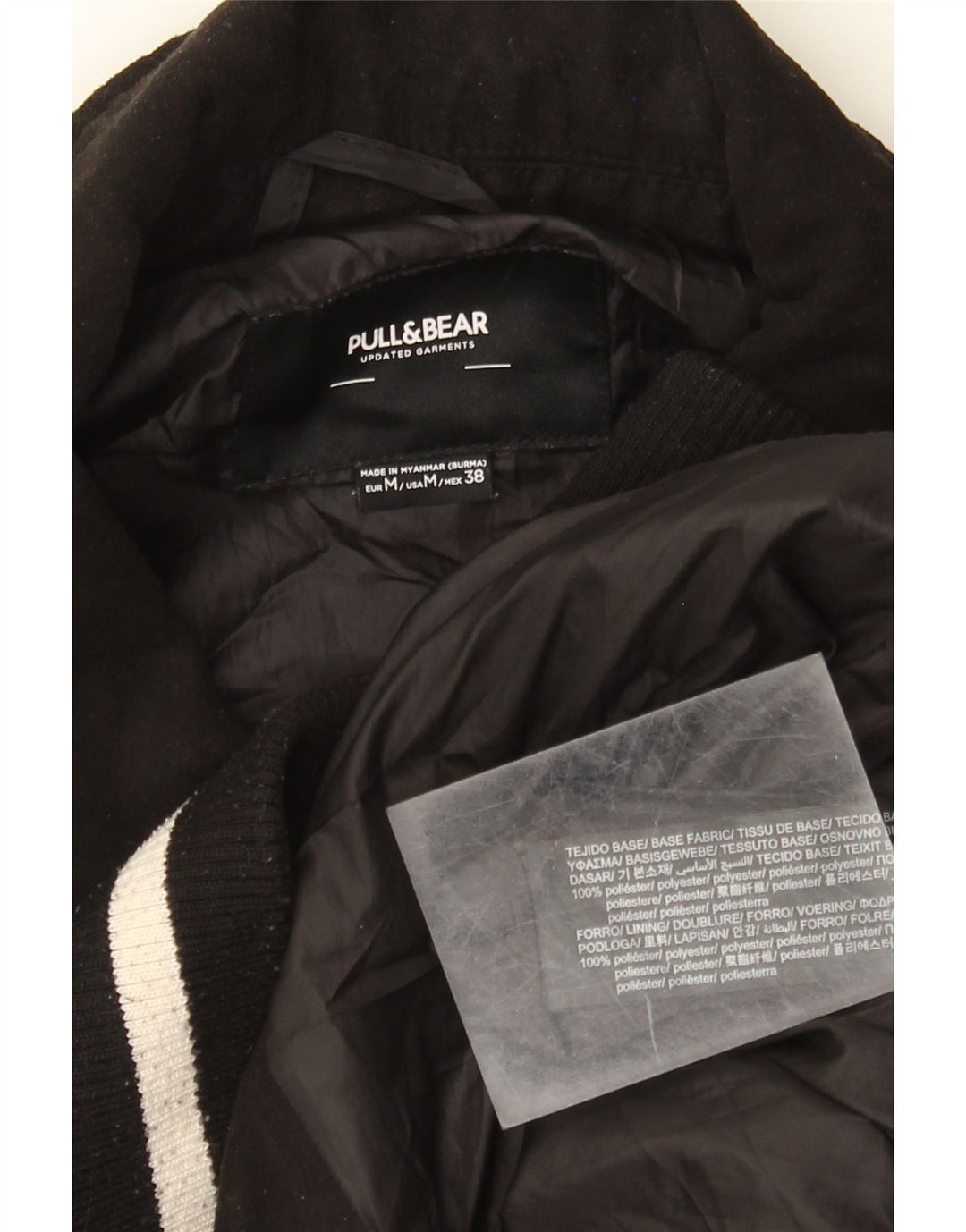 Мужская университетская куртка Pull & Bear Paris UK 38, средний черный цвет с цветными блоками