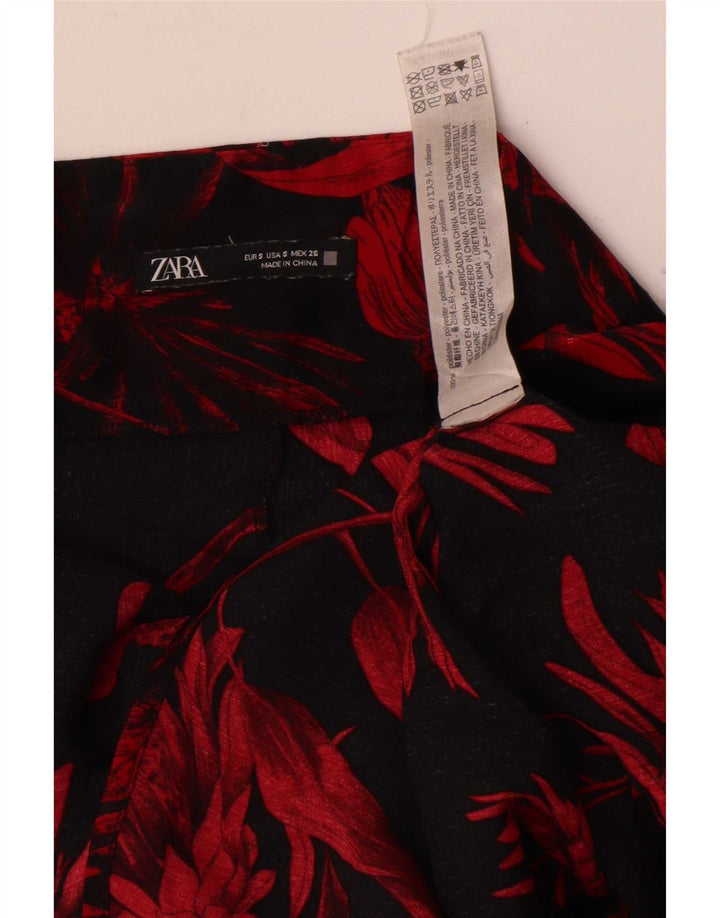 Женская мини-юбка Zara Small W26, черный полиэстер с цветочным принтом