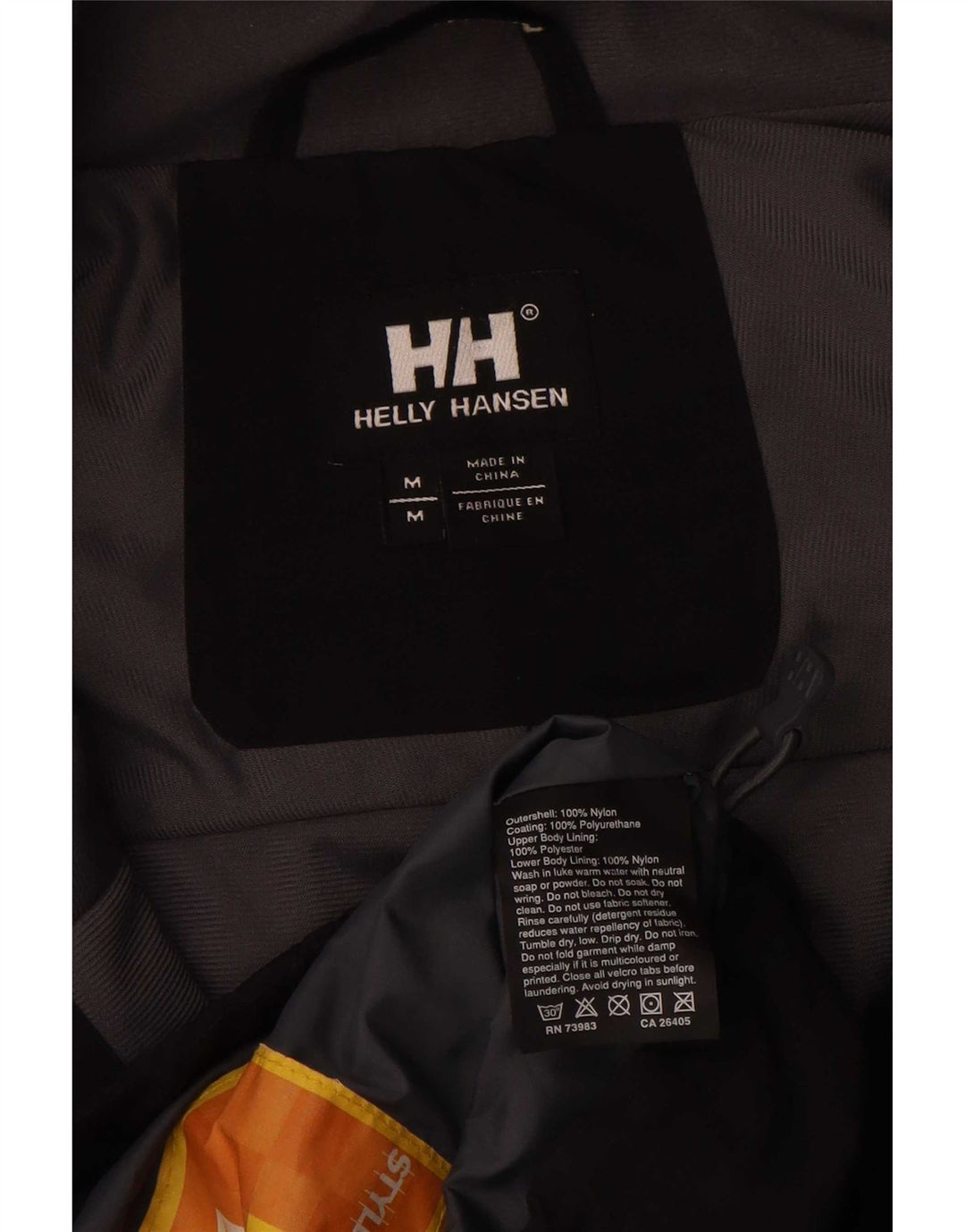 Мужская дождевик Helly Hansen UK 38, средний черный, нейлон с цветными блоками