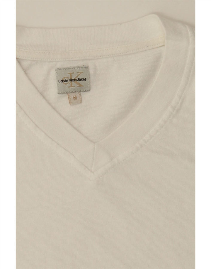 CALVIN KLEIN JEANS Mens T-Shirt Top Medium White Cotton Vintage Calvin Klein Jeans and Second-Hand Calvin Klein Jeans from Messina Hembry 