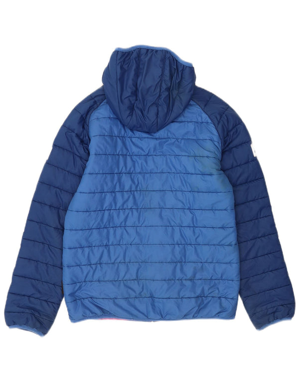 Утепленная куртка с капюшоном Jack Wolfskin для девочек 13–14 лет, синяя с цветными блоками