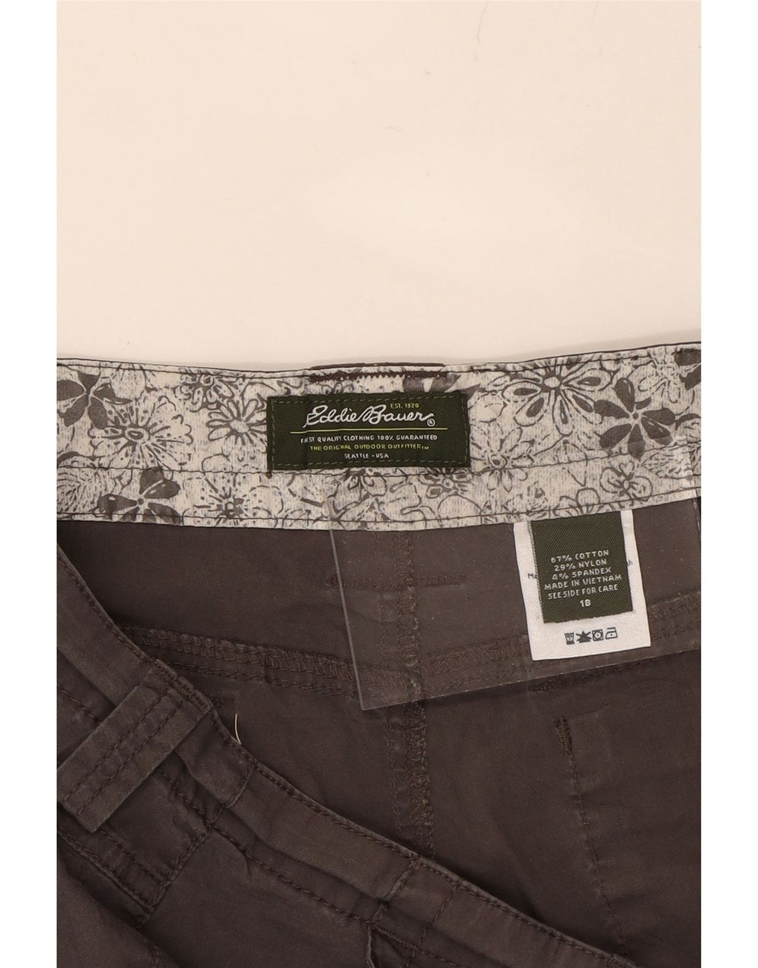EDDIE BAUER Womens Cargo Shorts US 18 2XL W40 Brown Cotton Vintage Eddie Bauer and Second-Hand Eddie Bauer from Messina Hembry 