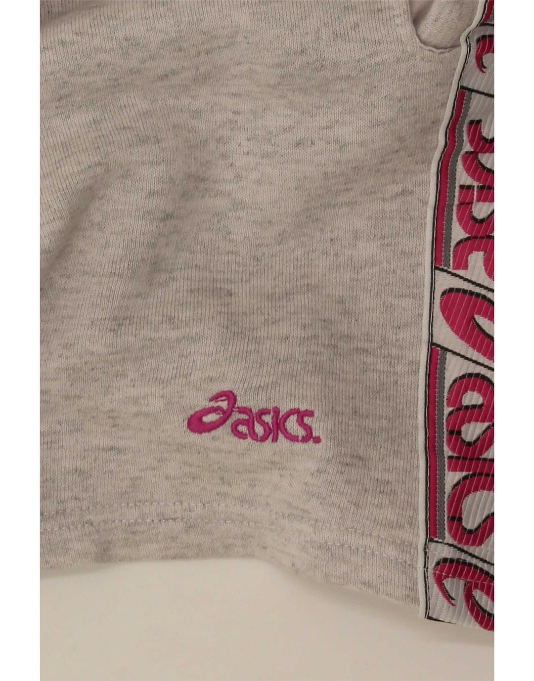 Мужские спортивные шорты с рисунком Asics серого цвета среднего размера