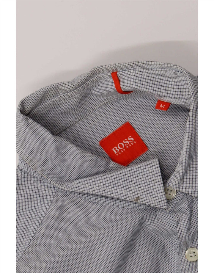Мужская рубашка Hugo Boss среднего синего цвета в клетку