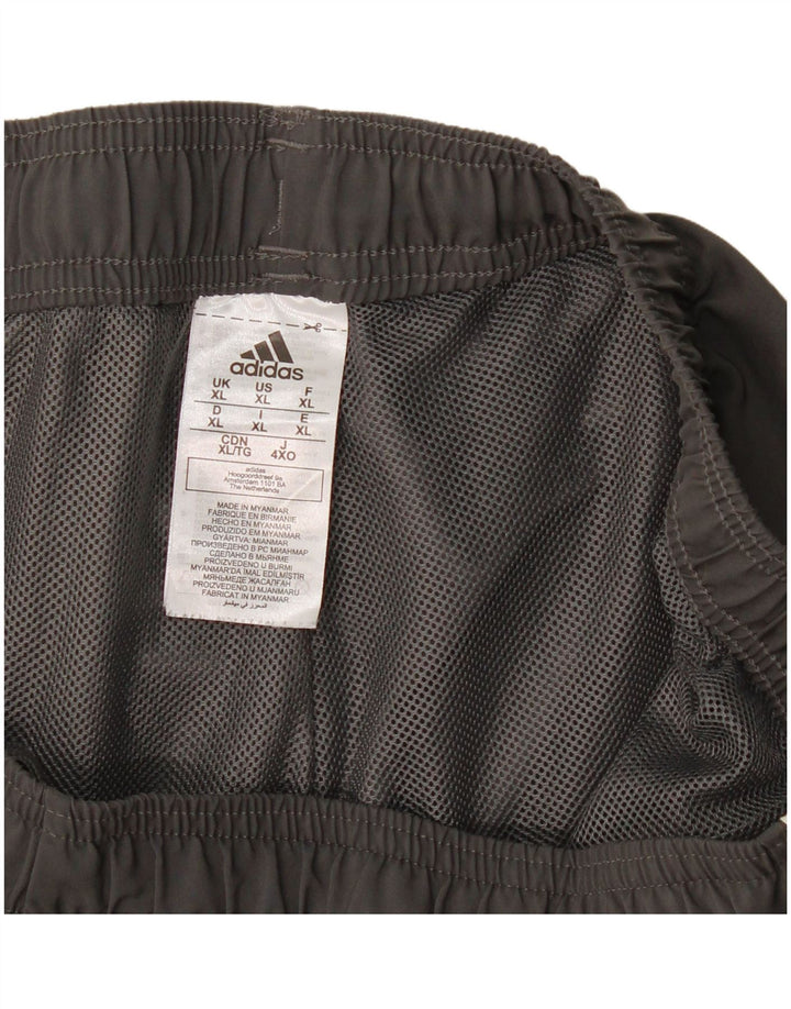 Мужские спортивные шорты Adidas XL серые из полиэстера