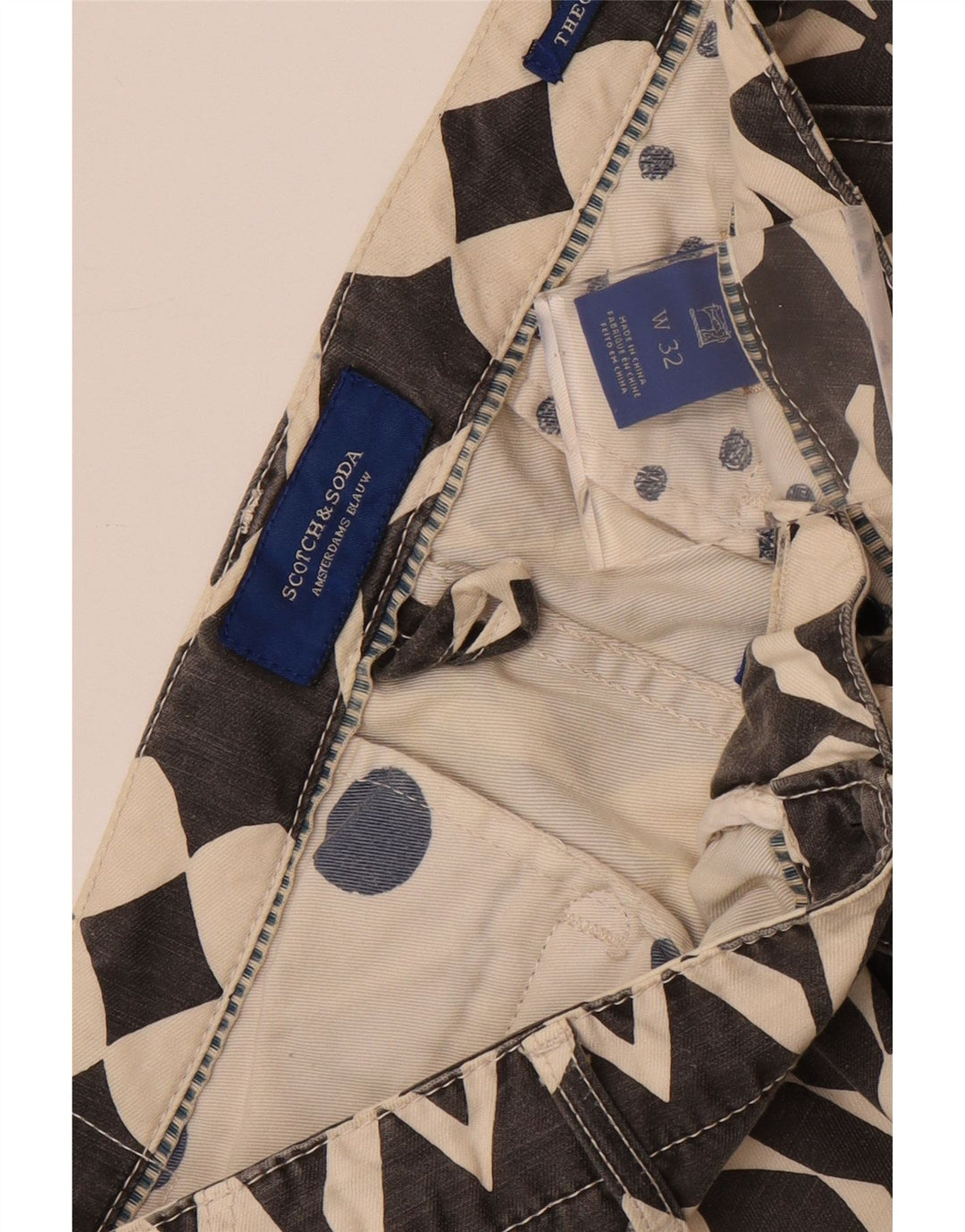 Мужские шорты чинос Scotch & Soda W32, средние, черные с геометрическим узором