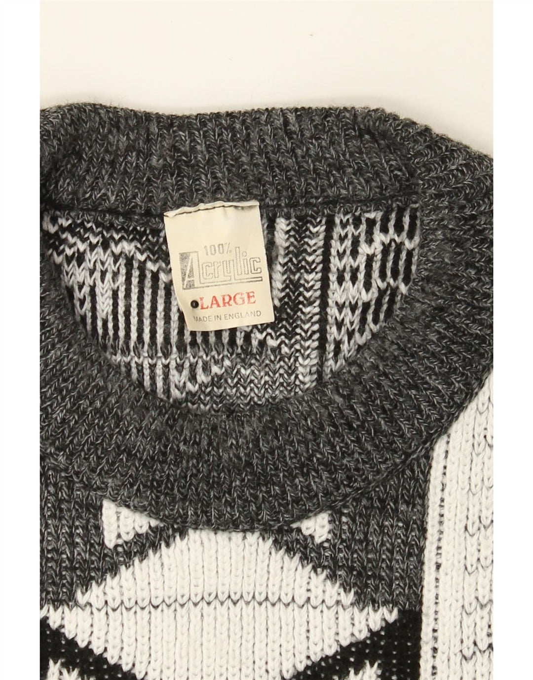 VINTAGE Mens Crew Neck Jumper Sweater Large Grey Geometric Acrylic Vintage Vintage and Second-Hand Vintage from Messina Hembry 