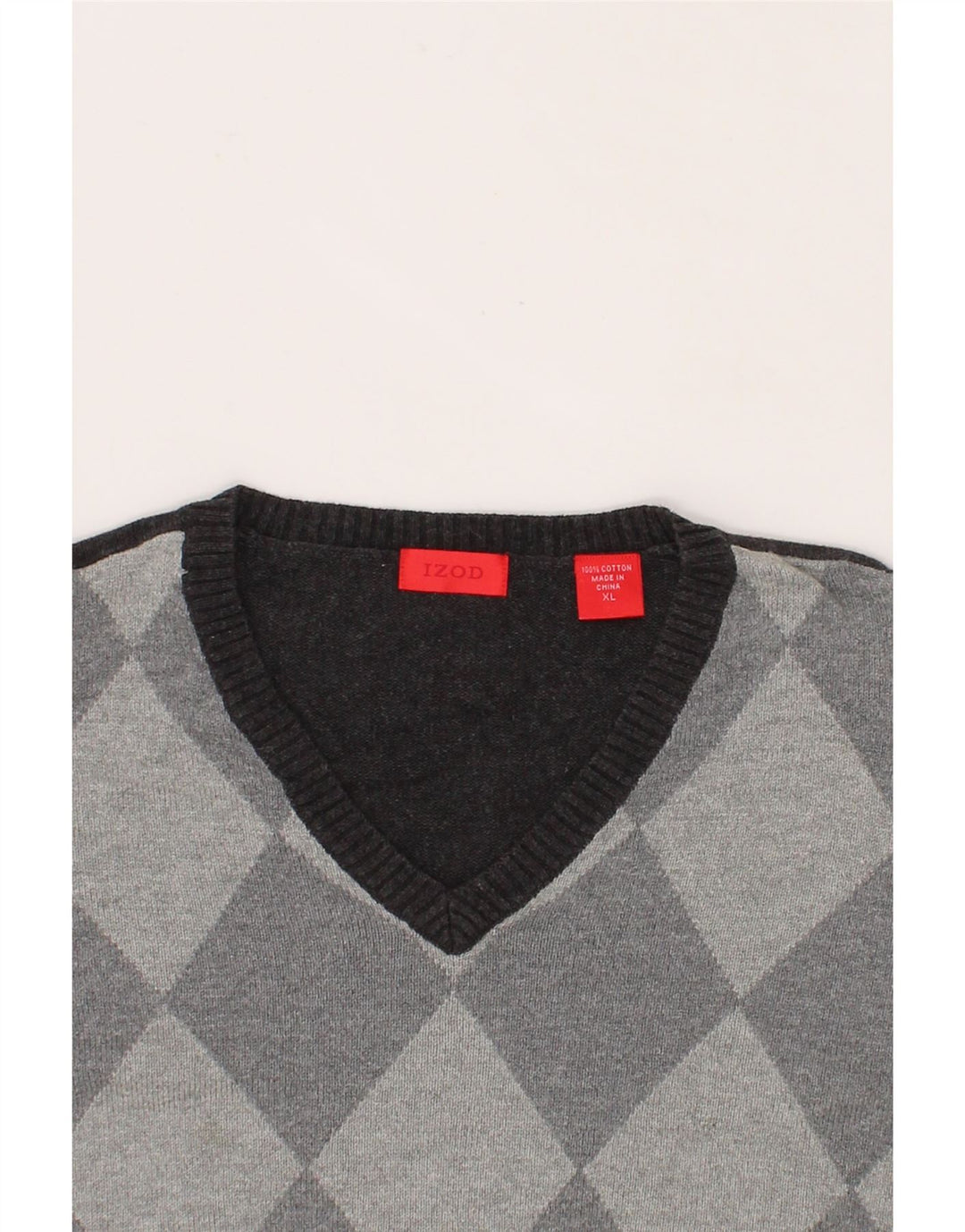 IZOD Mens V-Neck Jumper Sweater XL Grey Argyle/Diamond Cotton Vintage Izod and Second-Hand Izod from Messina Hembry 