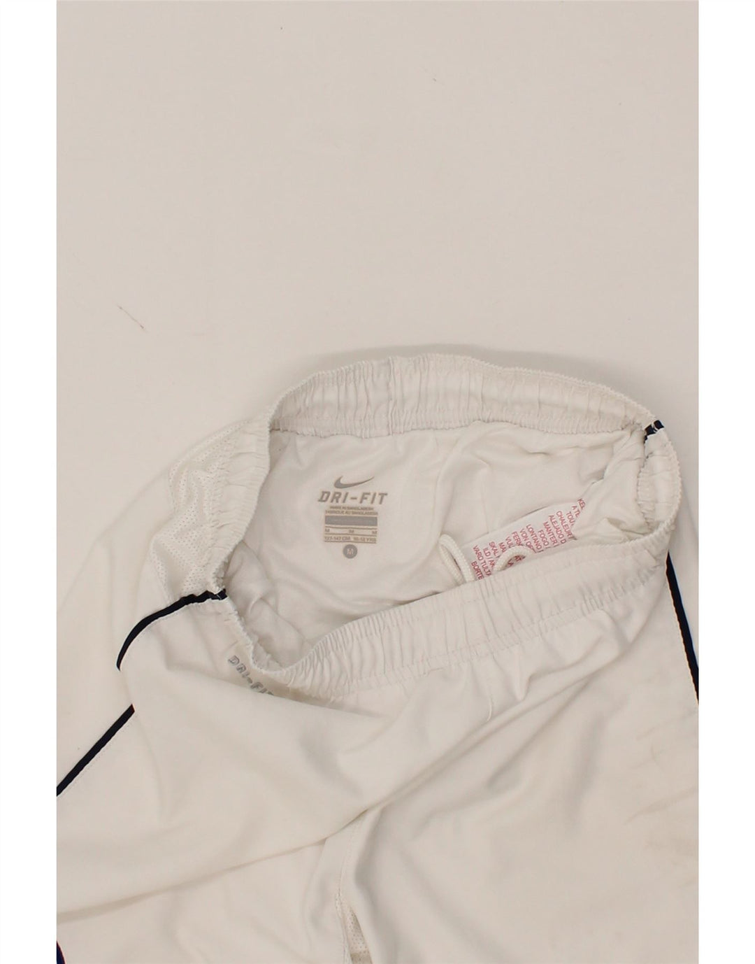 NIKE Boys Paris Saint- Germain Sport Shorts 10-11 Years Medium White Vintage Nike and Second-Hand Nike from Messina Hembry 
