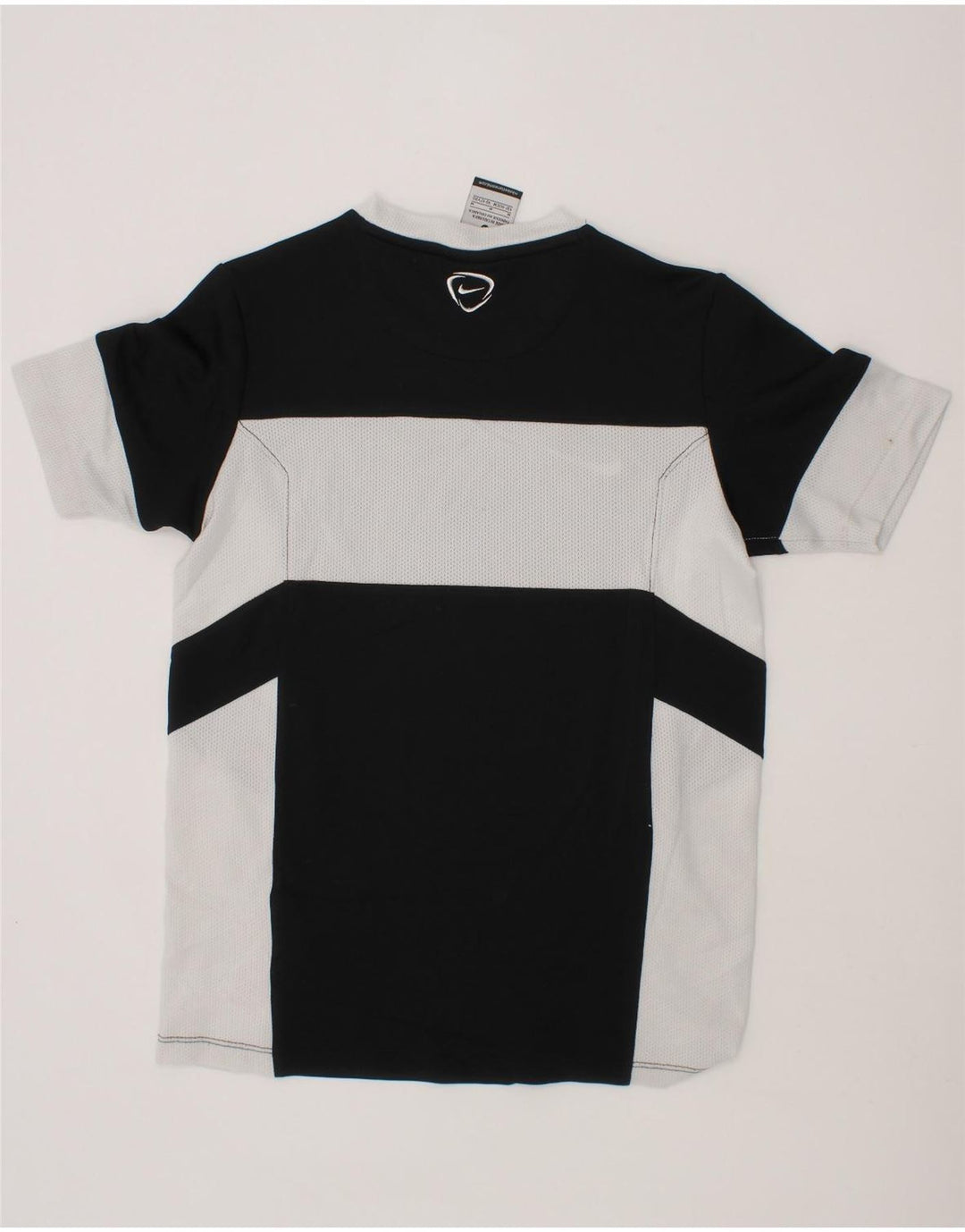 NIKE Boys Dri Fit T-Shirt Top 10-11 Years Black Colourblock Polyester Vintage Nike and Second-Hand Nike from Messina Hembry 