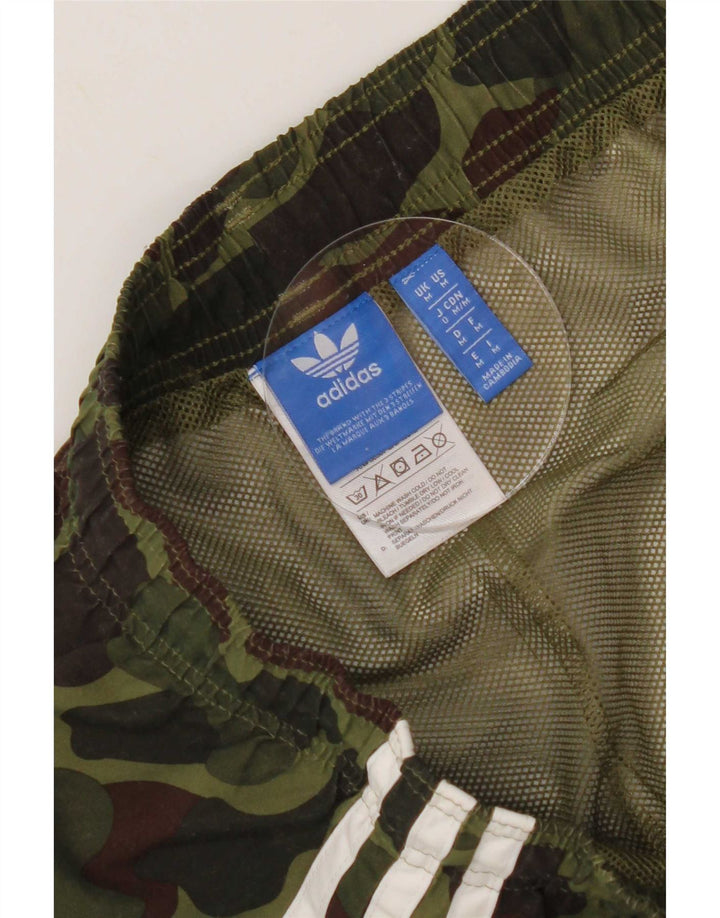 Мужские спортивные шорты Adidas среднего цвета хаки, камуфляжный полиэстер