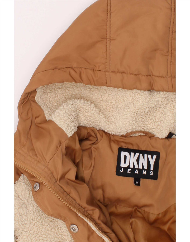 Утепленная куртка с капюшоном Dkny для девочек 5–6 лет, коричневый полиэстер с цветными блоками