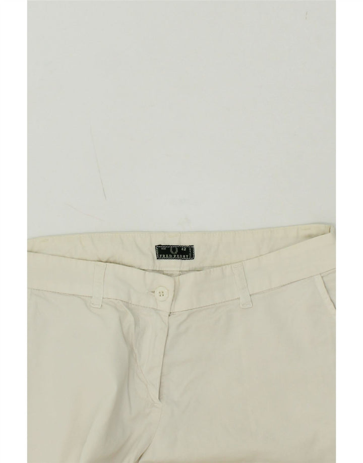 FRED PERRY Womens Capri Trousers IT 42 Medium W28 L18 Off White Vintage Fred Perry and Second-Hand Fred Perry from Messina Hembry 