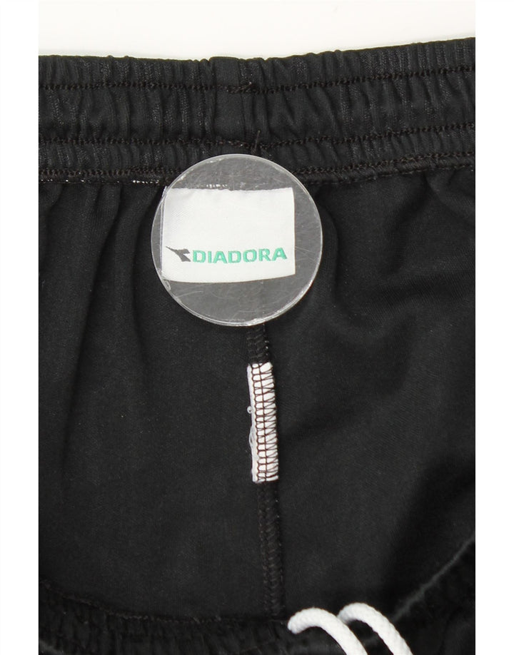Мужские спортивные шорты Diadora средние черные