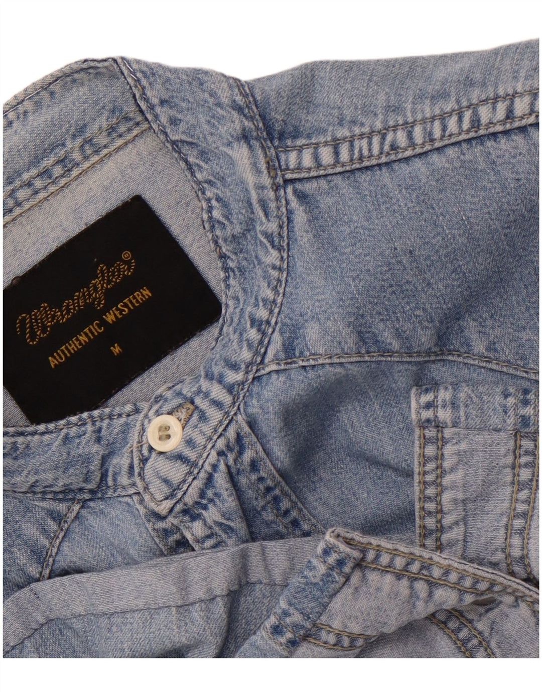 Мужская джинсовая рубашка с коротким рукавом Wrangler среднего синего цвета