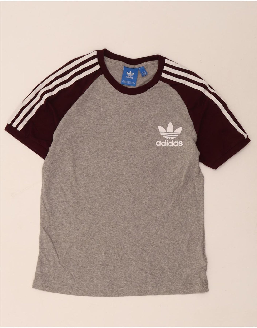 Мужская футболка Adidas Top среднего серого цвета из хлопка с цветными блоками