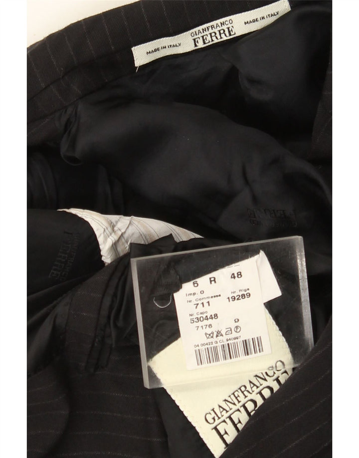 Мужской пиджак на 3 пуговицах Gianfranco Ferre IT 48, средний черный в тонкую полоску