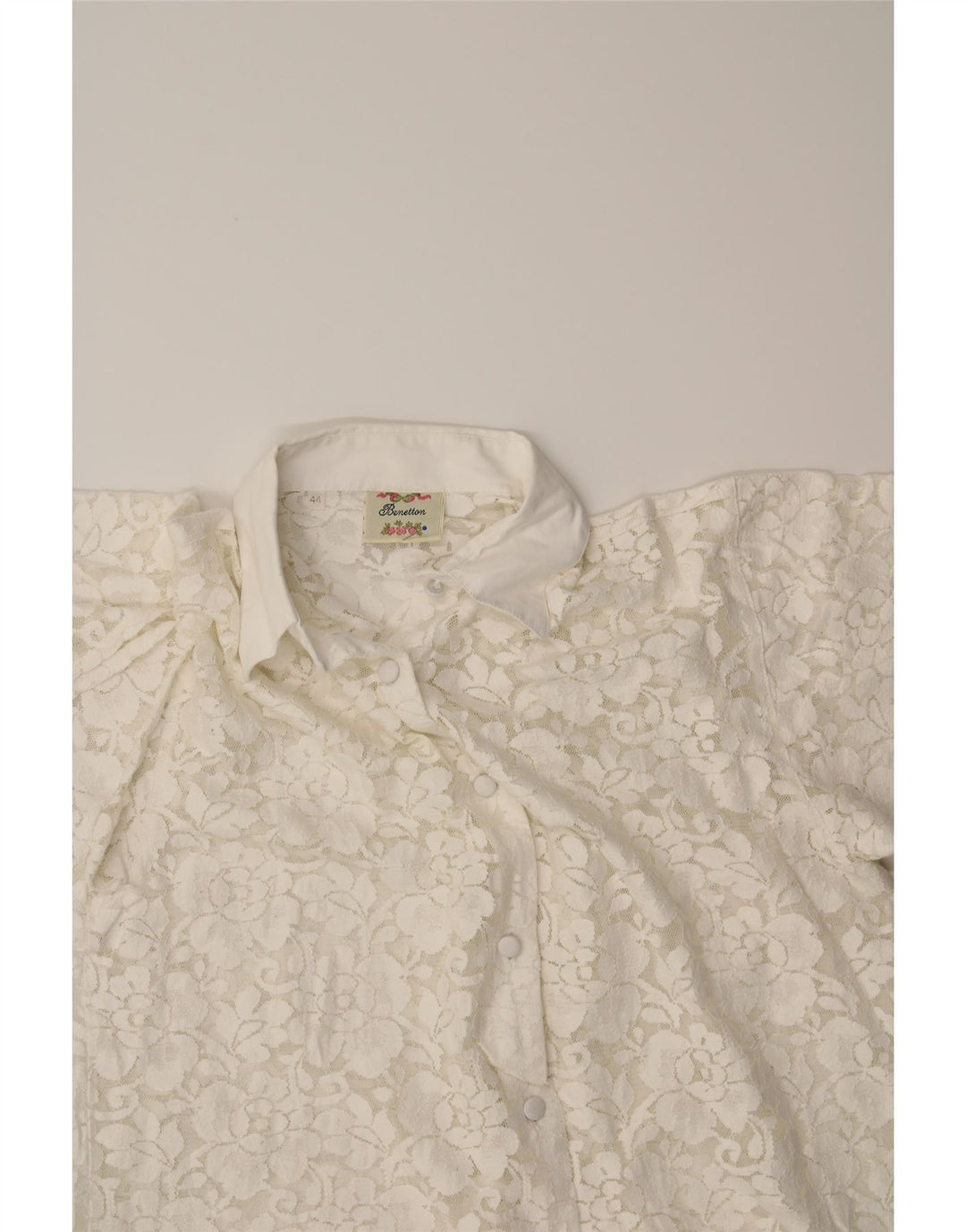 BENETTON Womens Short Sleeve Shirt Blouse IT 44 Medium White Floral Vintage Benetton and Second-Hand Benetton from Messina Hembry 