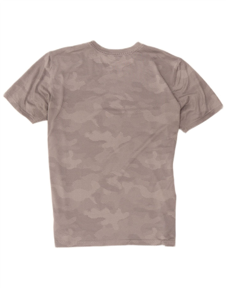 Мужская футболка Nike Dri Fit из полиэстера среднего серого цвета с камуфляжным принтом