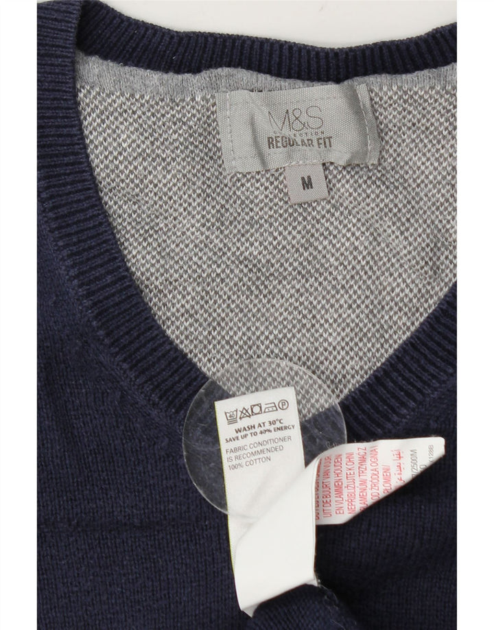 Мужской джемпер стандартного кроя с v-образным вырезом Marks & Spencer, средний темно-синий