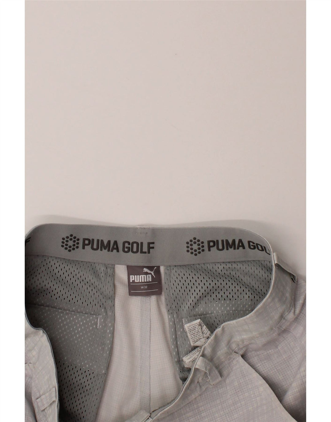 PUMA Mens Chino Shorts W32 Medium Grey Check Polyester Vintage Puma and Second-Hand Puma from Messina Hembry 