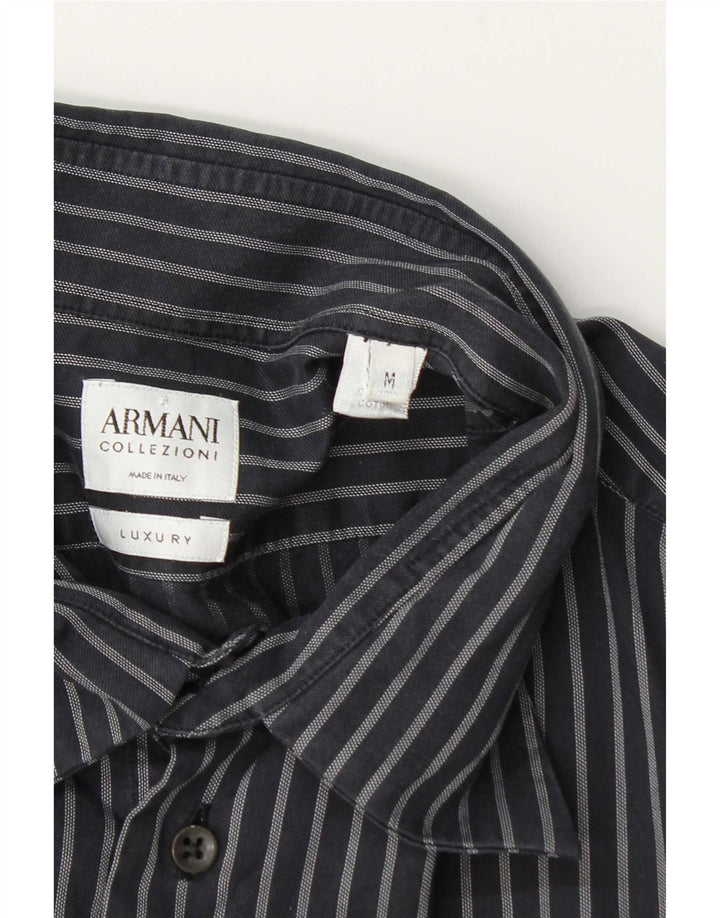 Мужская рубашка Armani Collezioni среднего серого цвета в тонкую полоску из хлопка
