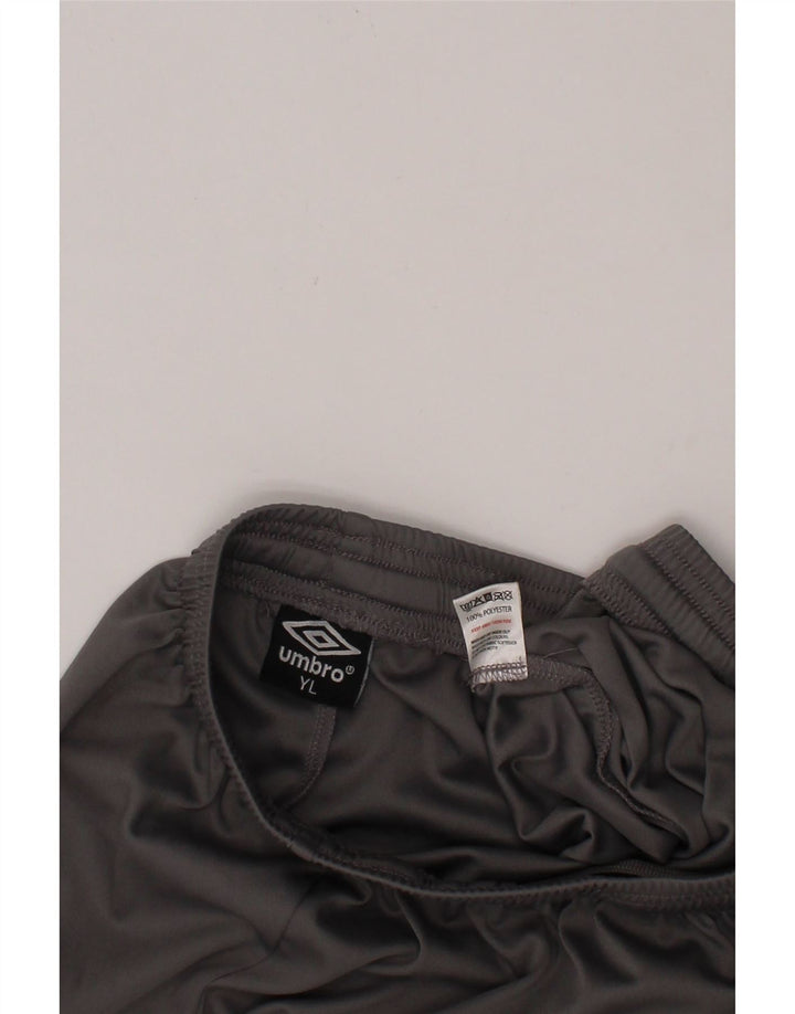 UMBRO Boys Sport Shorts 11-12 Years Large Grey Polyacrylic Vintage Umbro and Second-Hand Umbro from Messina Hembry 