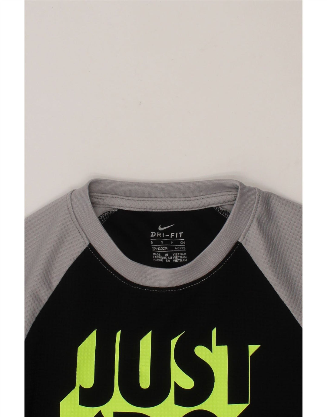 NIKE Boys Dri Fit Graphic Top Long Sleeve 4-5 Years Black Colourblock Vintage Nike and Second-Hand Nike from Messina Hembry 