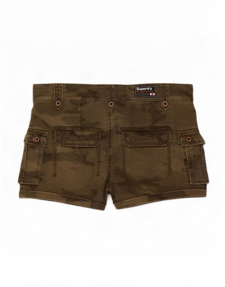 Женские шорты карго Superdry Small W30, зеленый камуфляжный хлопок