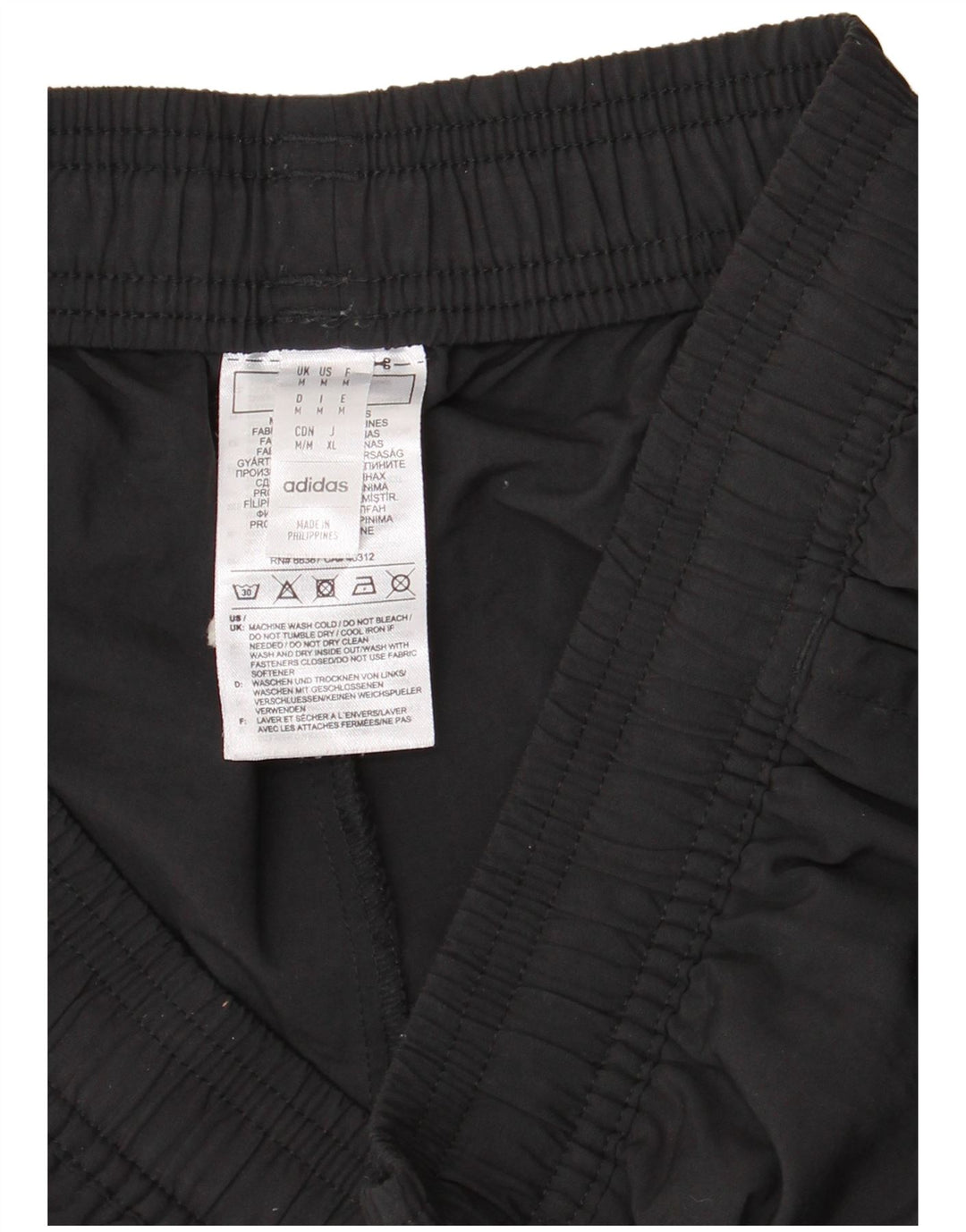 Adidas Mens FC Bayern Munchen Спортивные шорты среднего размера из полиамида черного цвета