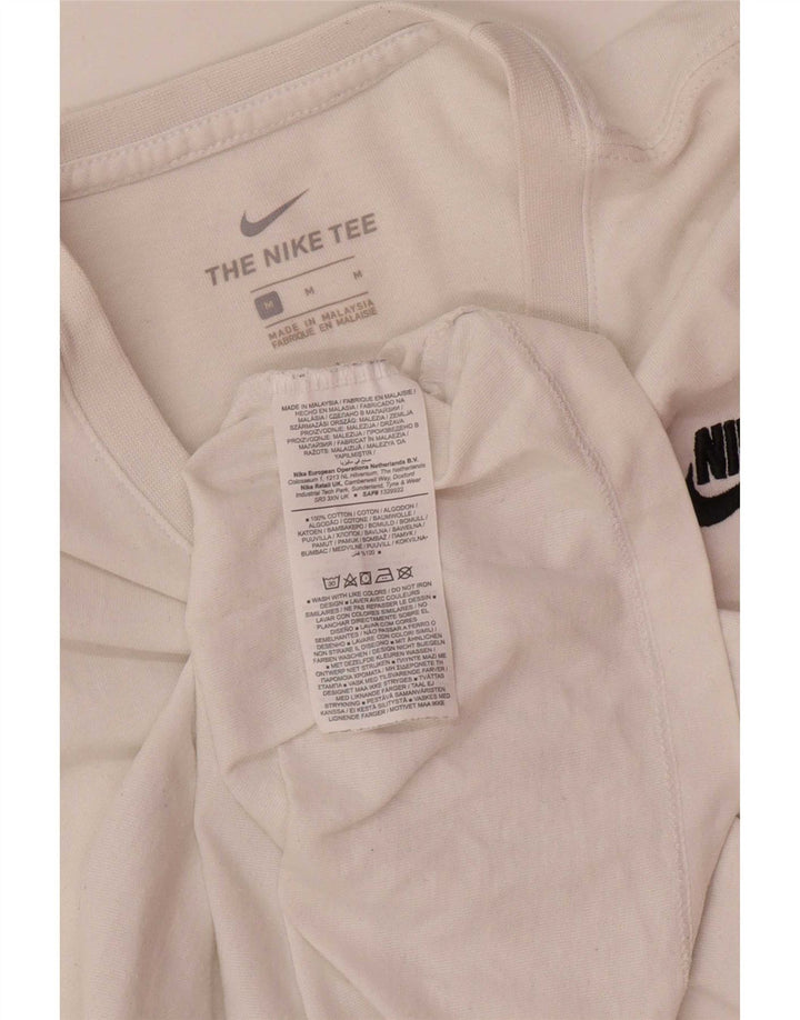 Мужская футболка Nike из хлопка белого цвета среднего размера
