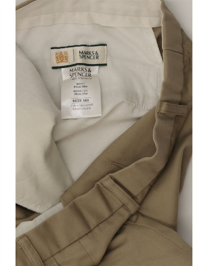 Мужские костюмные брюки MARKS & SPENCER W36 L31 бежевого цвета, хлопок