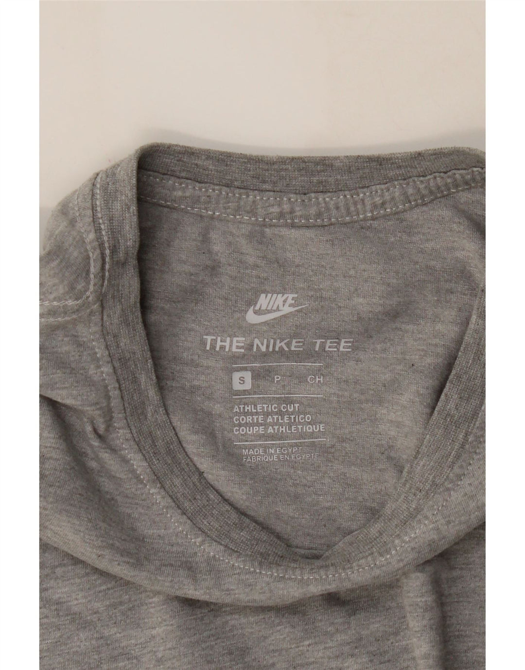 NIKE Mens Athletic Cut T-Shirt Top Small Grey Cotton Vintage Nike and Second-Hand Nike from Messina Hembry 