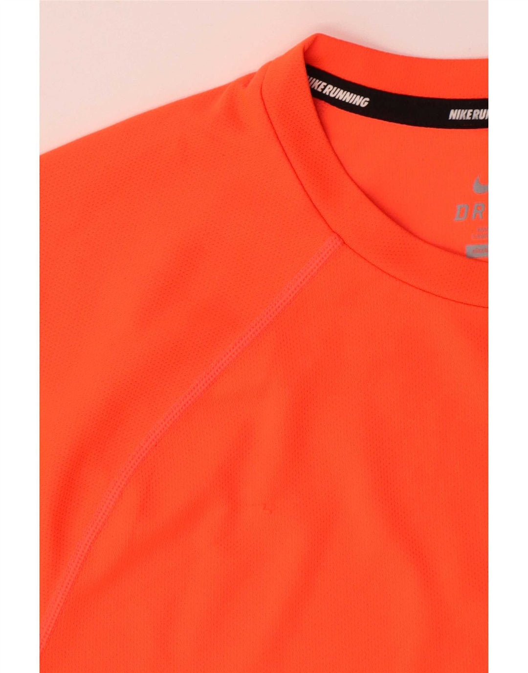 Мужская футболка Nike Dri Fit из полиэстера среднего оранжевого цвета