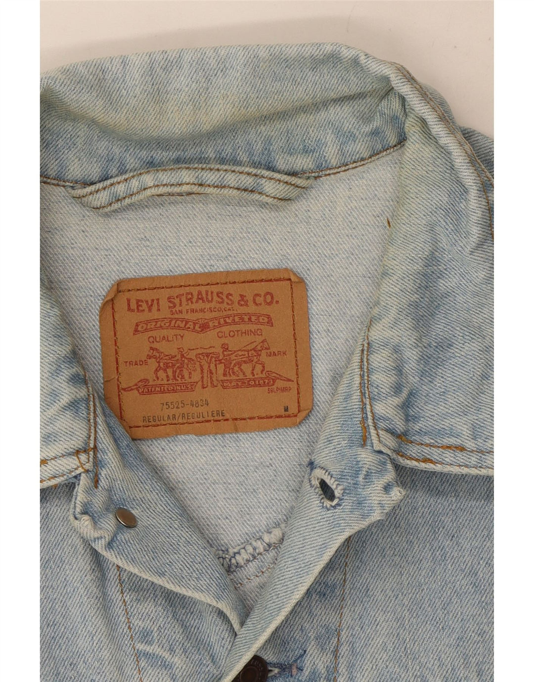 Мужская джинсовая куртка Levi's UK 38 средний синий
