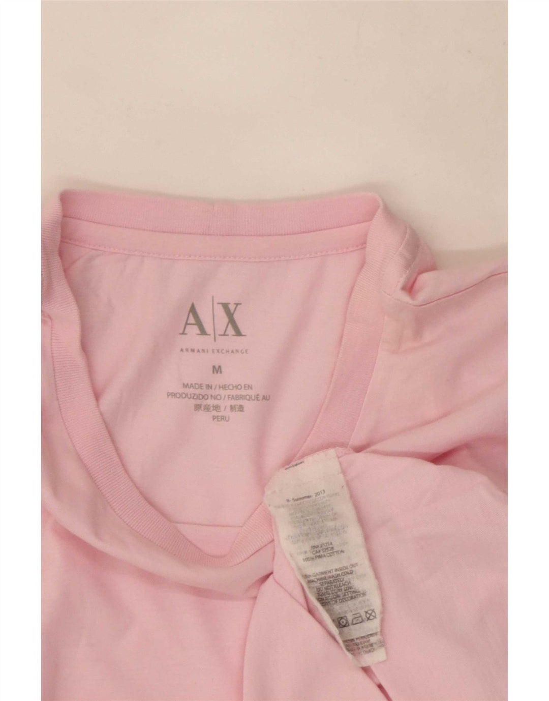 Мужская футболка Armani Exchange из хлопка среднего размера розового цвета