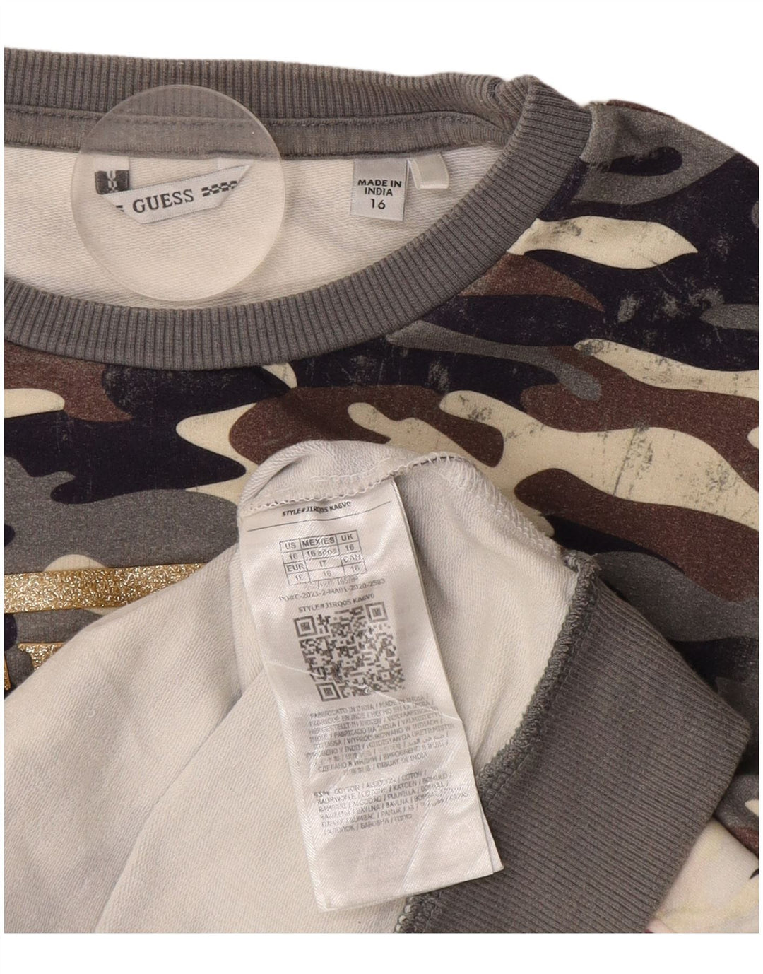 Женский укороченный свитшот с рисунком GUESS UK 16, большой серый камуфляж