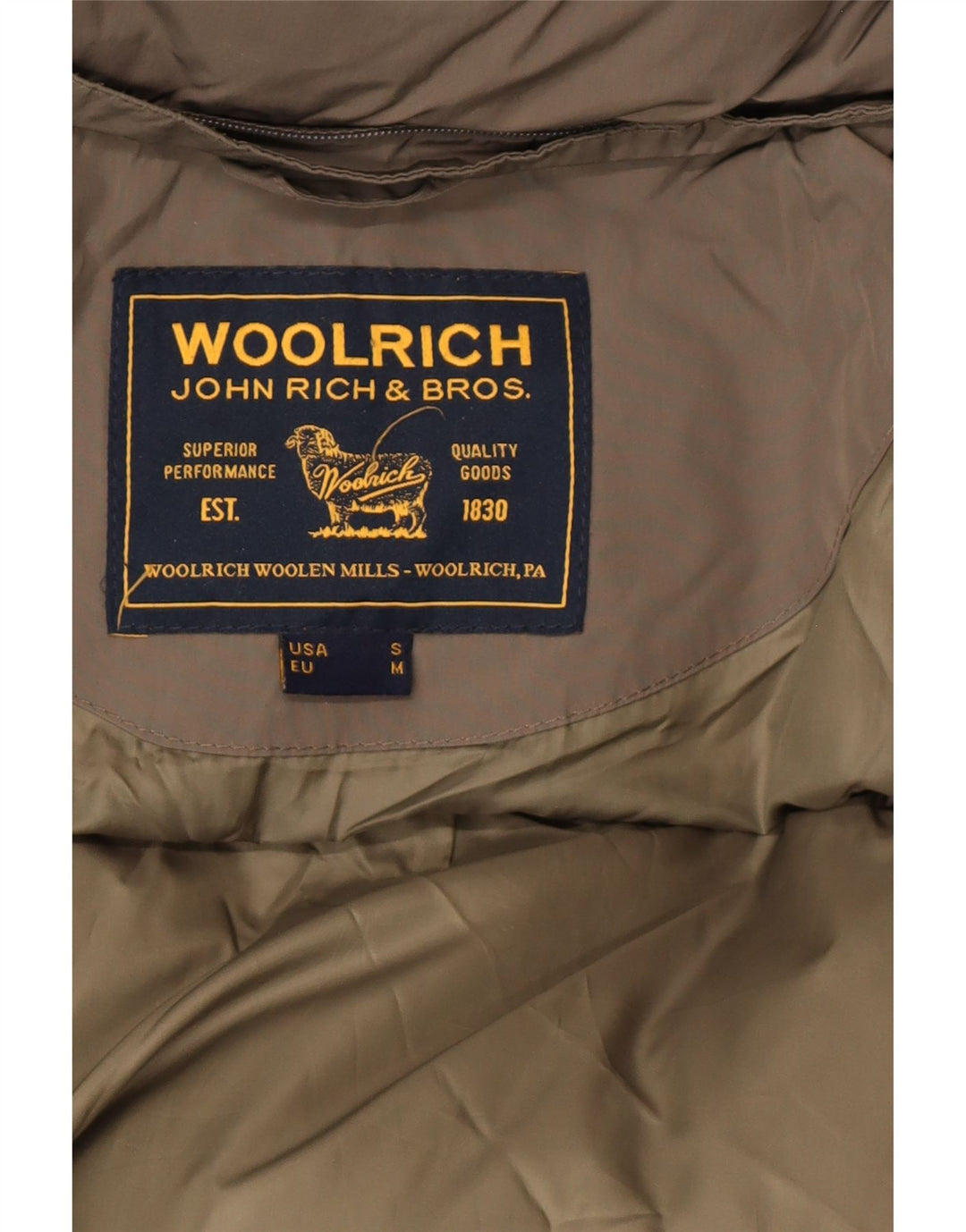 Мужская утепленная куртка с капюшоном Woolrich UK 36, маленький цвет хаки