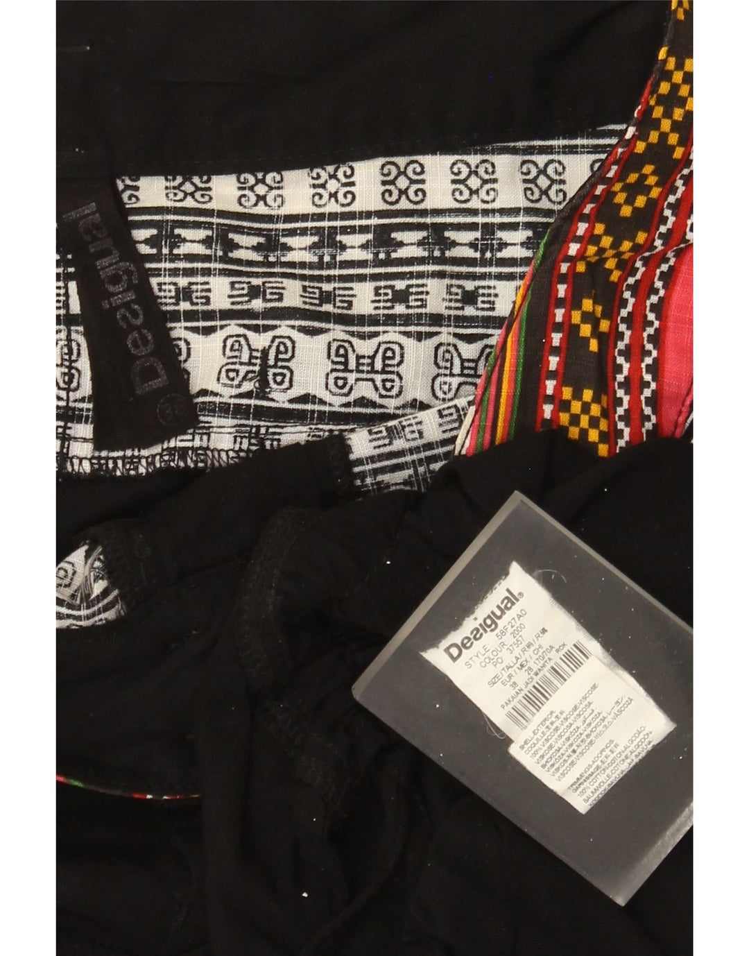 Женская юбка-трапеция с рисунком Desigual EU 38 Medium W30, черная в стиле пэчворк