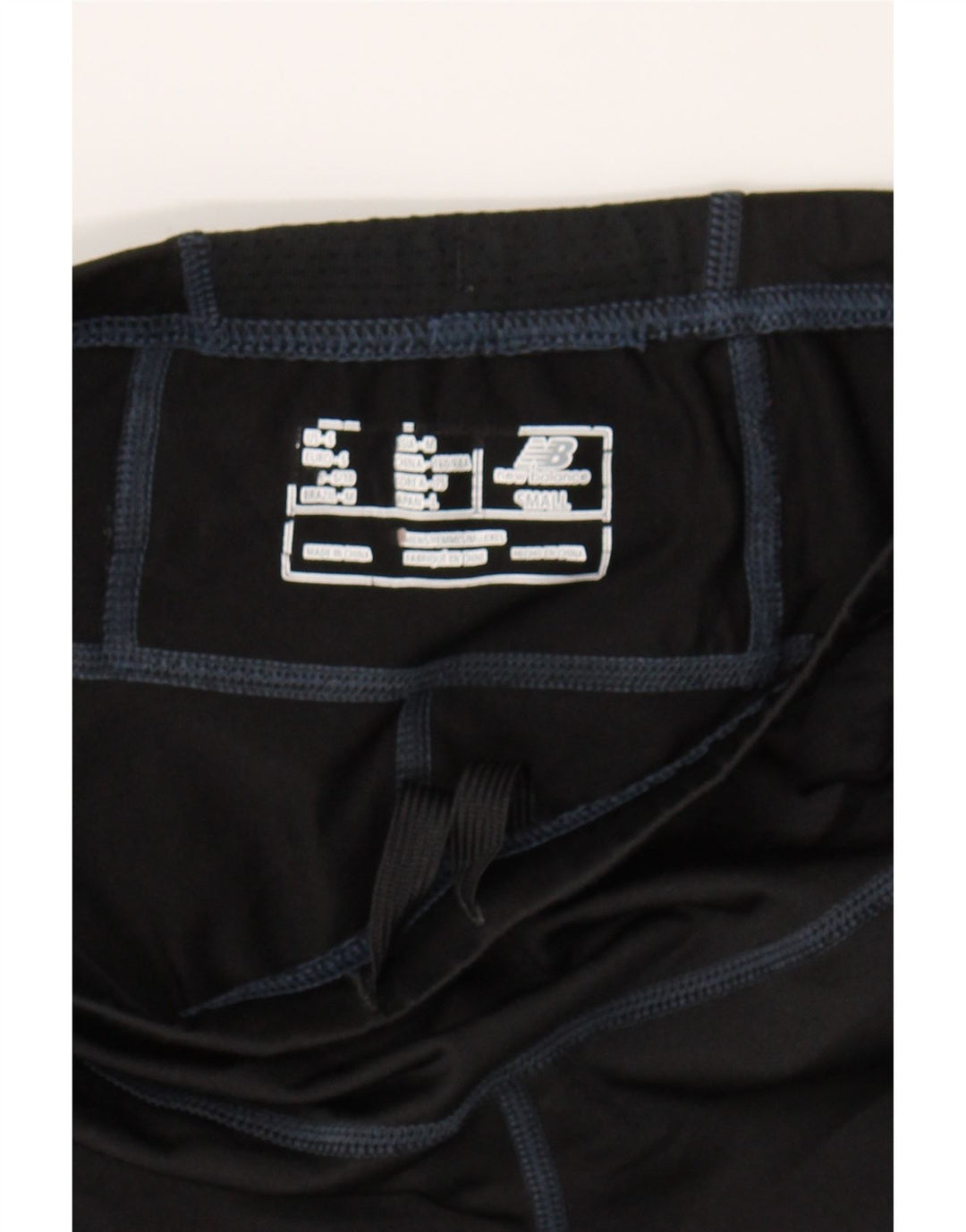 NEW BALANCE Womens Capri Leggings UK 10 Small Black Vintage New Balance and Second-Hand New Balance from Messina Hembry 