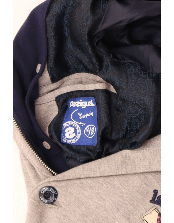Мужской пиджак Desigual с капюшоном и двумя пуговицами UK 48 4XL Серый с цветными блоками