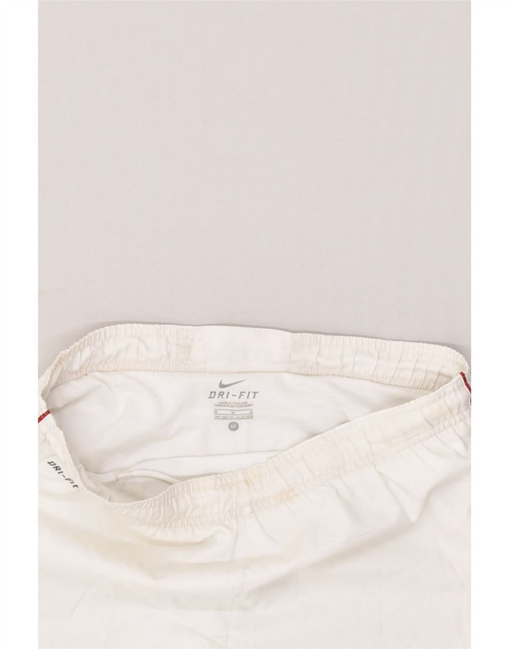 NIKE Boys Dri Fit Sport Shorts 10-11 Years Medium White Polyester | Vintage Nike | Thrift | Second-Hand Nike | Used Clothing | Messina Hembry 