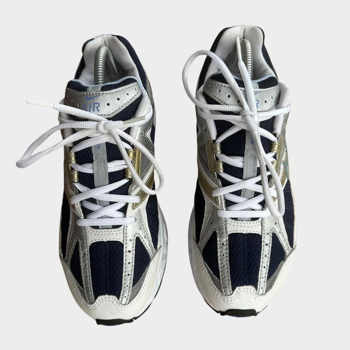 Винтажные кроссовки Nike - женские UK8